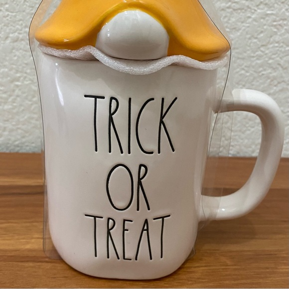 RAE DUNN Candy Corn Topper Gnome Ceramic Halloween Mug - Picture 9 of 11